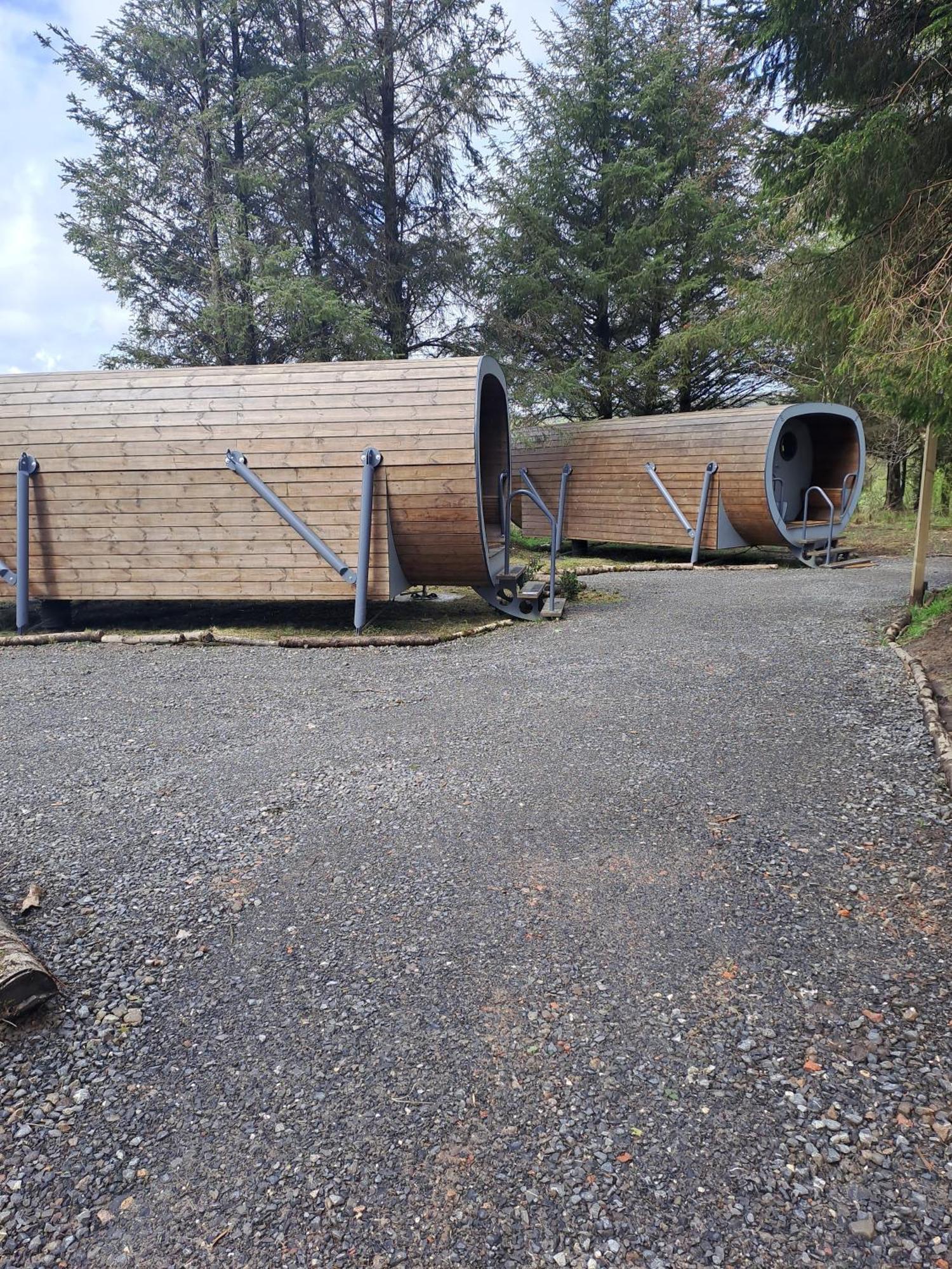 Celtic Minor Pods Villa Ystalyfera Ngoại thất bức ảnh